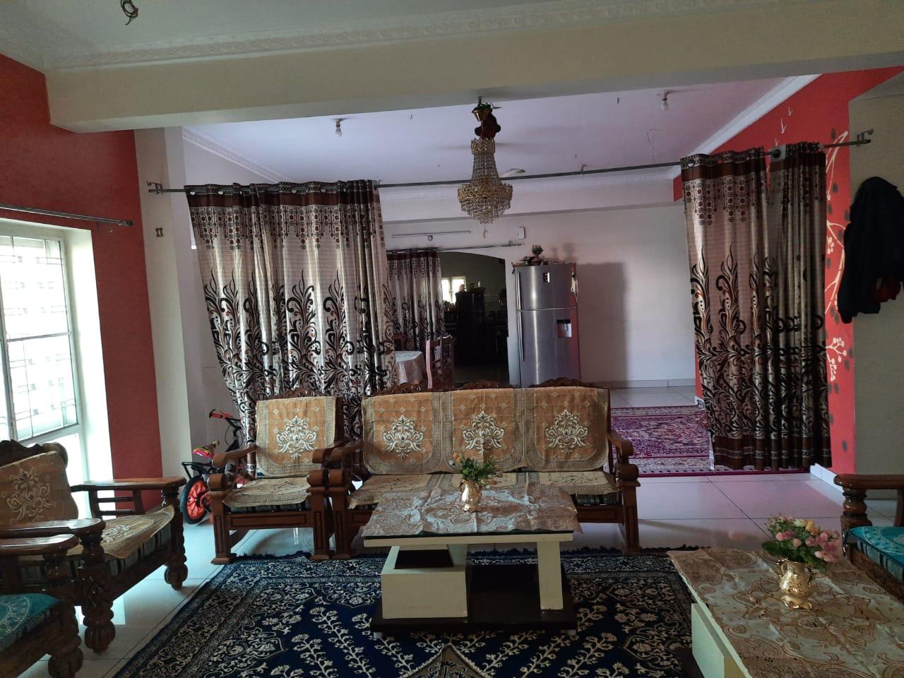 10 BHK INDEPENDENT HOUSE 